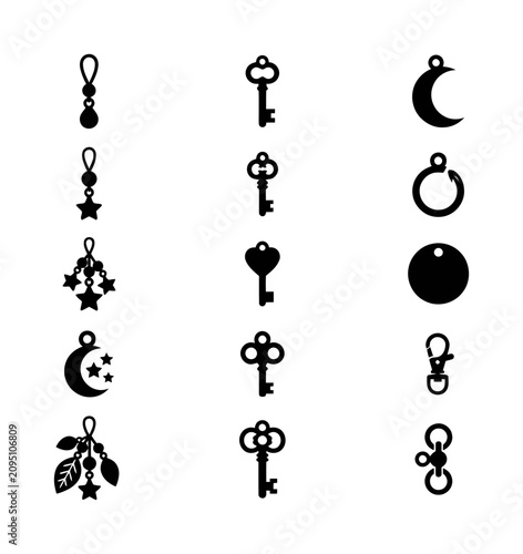 Schilderij op canvas Vintage keychain charms and antique key icons set, 15 black silhouette jewelry p