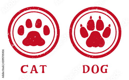 シンプルでかわいい猫と犬の肉球足跡スタンプイラストセット　かすれのある赤いインクのハンコ