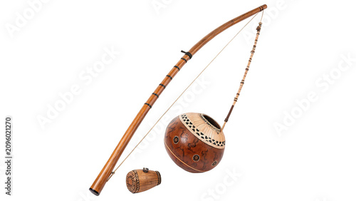 Foto Traditional Brazilian berimbau musical string instrument capoeira martial arts a