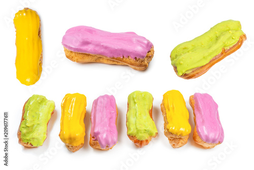 Bild auf Leinwand Fresh tasty eclairs isoalted on white background