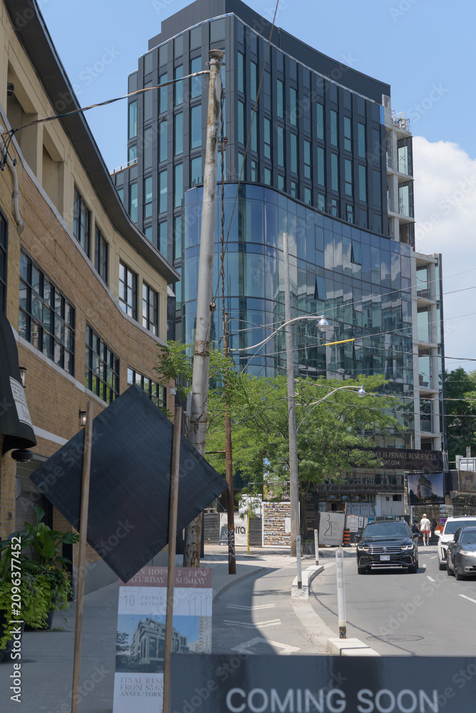 Obraz premium wide, distant view of 321 Davenport, a condominium complex, 321 Davenport Rd, Toronto