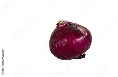 Canvastavla Cebolla morada fresca aislada sobre fondo negro para uso comercial y gastronómic