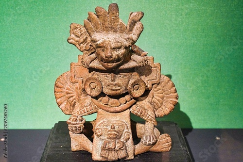 ソンギ族の彫刻