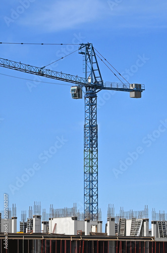 Crane and monolithic works on building construction