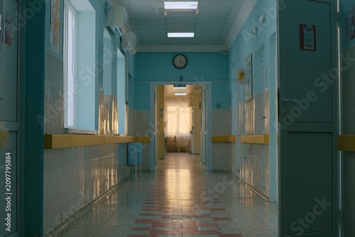 Quiet maternity ward corrido, quiet maternity ward and clinical hospital interior