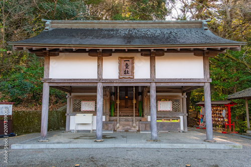 岡山県岡山市 学問の神様として信仰される吉備津神社の末社、一童社