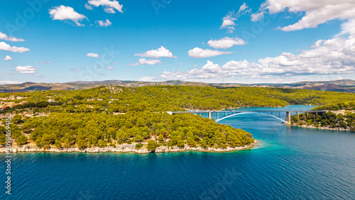 Tableau sur toile Aerial view of the Sibenik Bridge over the Krka River canyon in Croatia, surroun