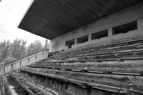 Cuadro en lienzo PRIPVAT CHERNOBYL UKRAINE: Abandoned Stadium in Ghost City of Pripyat exclusion