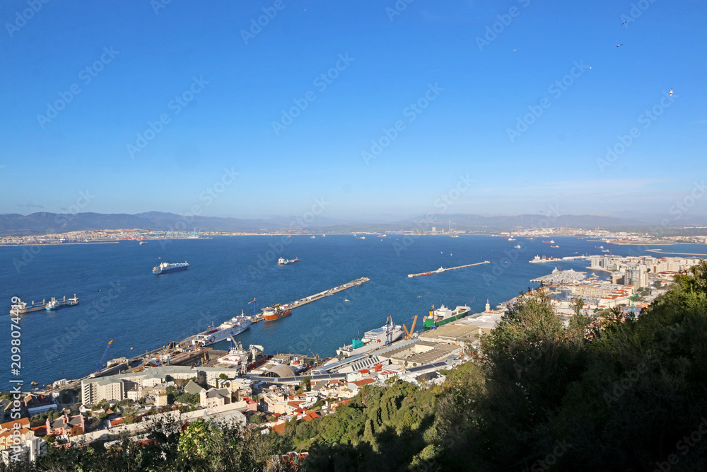 Fototapeta premium Algeciras across the bay of Gibraltar 