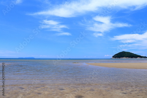 父母ヶ浜　遠浅の海水浴場