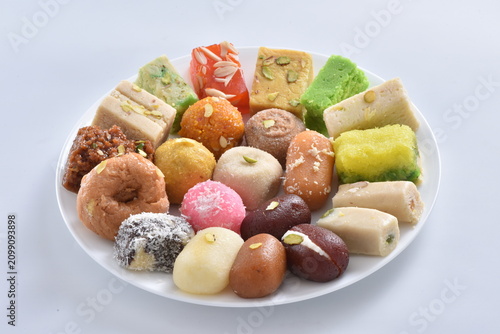 Fotografie Mix Mithai or Mix Sweets, a group of delicious Pakistani, Indian & Bangla sweets