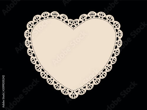 Fotografía Hand drawn vintage lace doily heart with delicate openwork edges