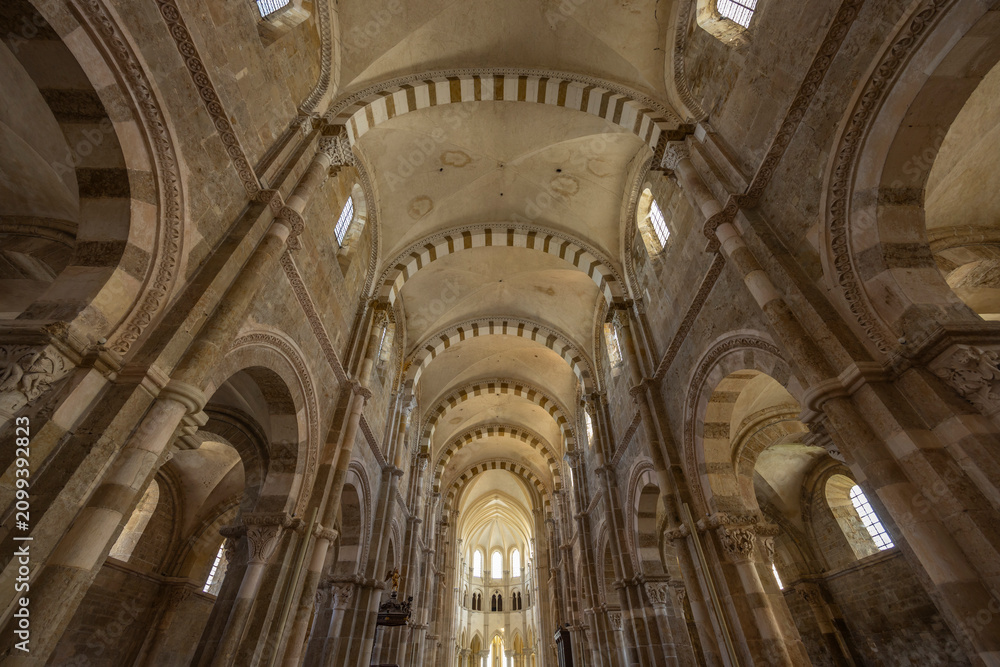 Naklejka premium UNESCO World Heritage Site Vezelay Abbey nave interior