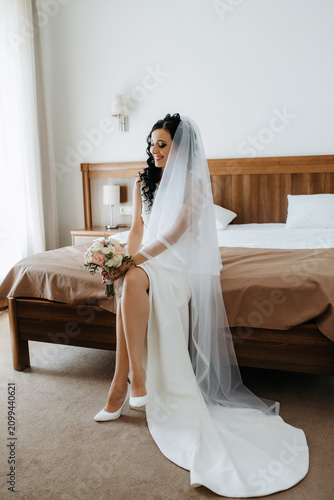 morning of the bride with the creation of the image