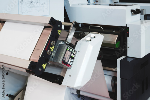 Foto Industrial printing modern digital inkjet printer Industrial printing modern dig