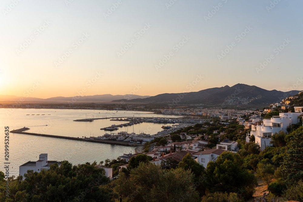 Fototapeta premium sunset over the sea
