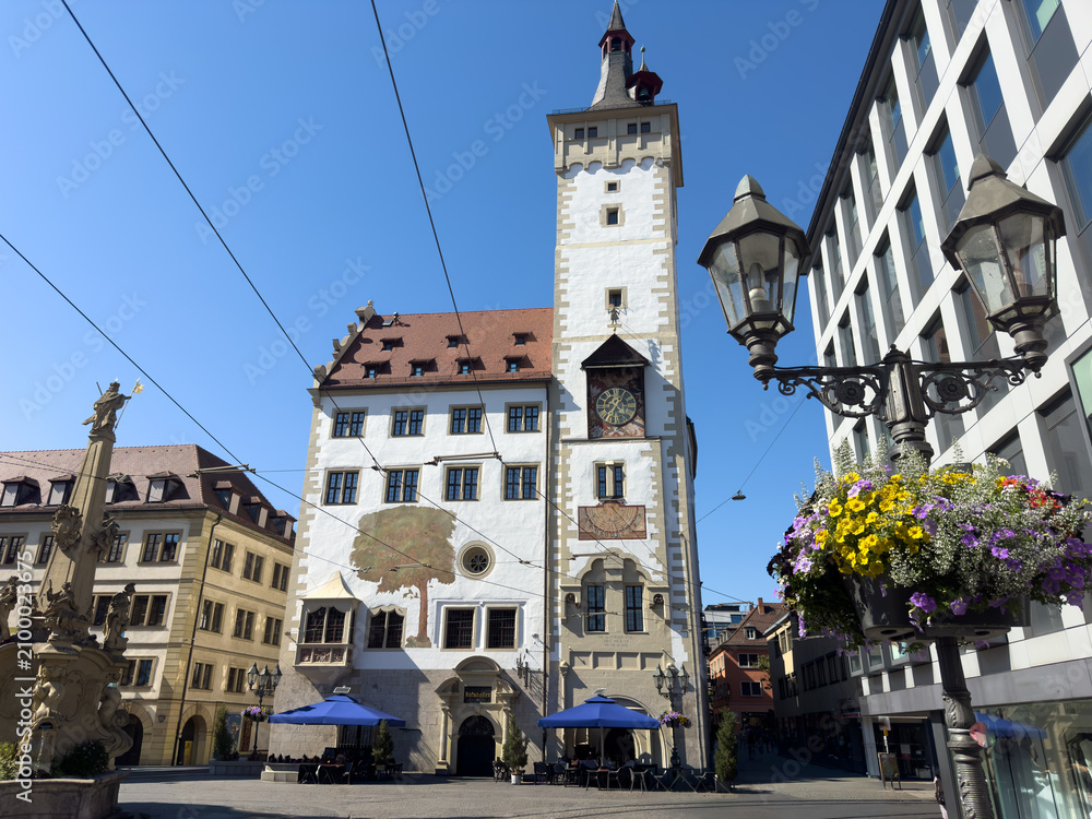 Fototapeta premium View of Wuerzburg Old Town with the Ratskeller, Franconia, Bavaria, Germany
