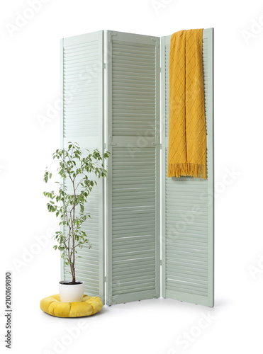 Light green folding screen ...