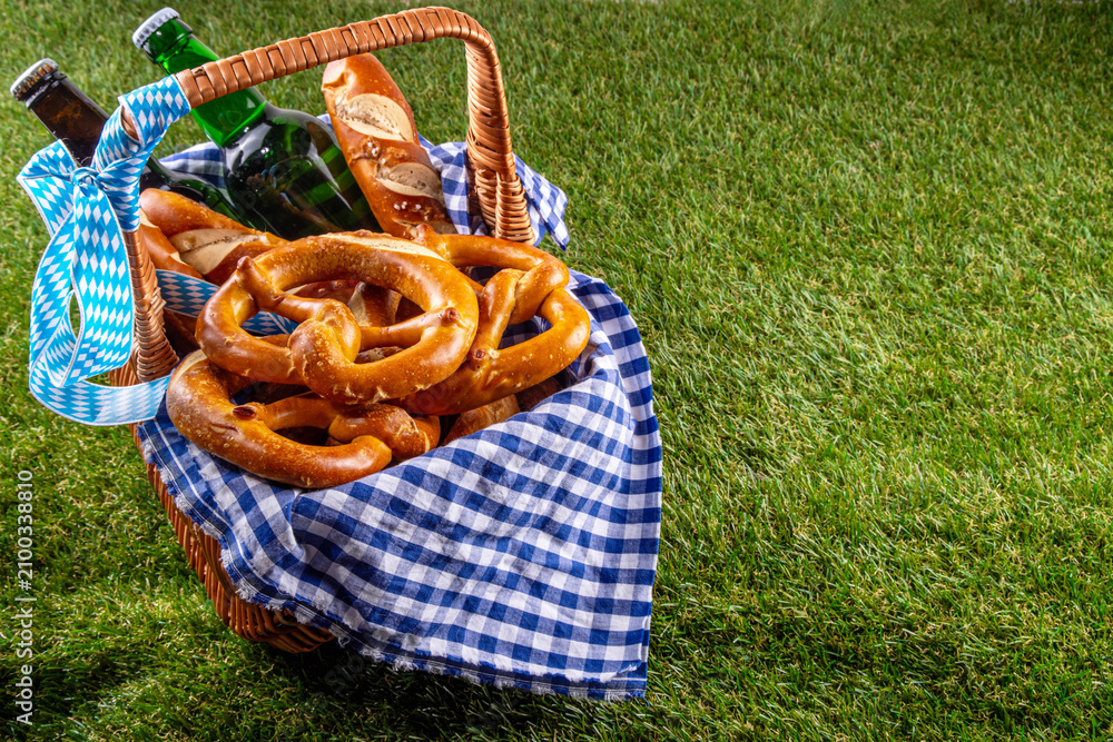 Fototapeta premium Oktoberfest picnic and barbecue food, Oktoberfest bavarian party menu