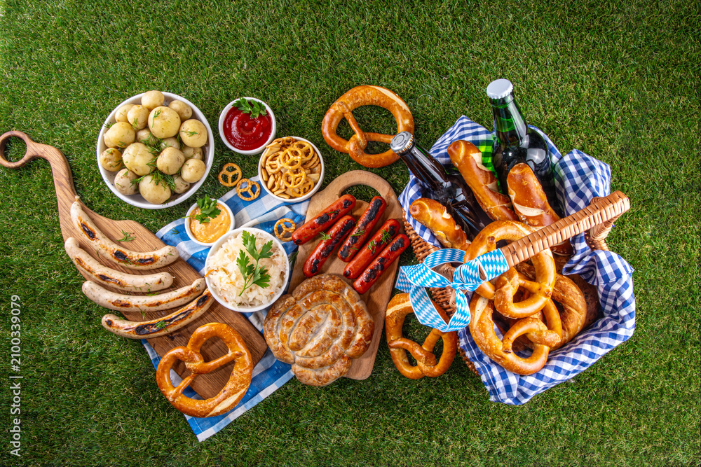 Fototapeta premium Oktoberfest picnic and barbecue food, Oktoberfest bavarian party menu