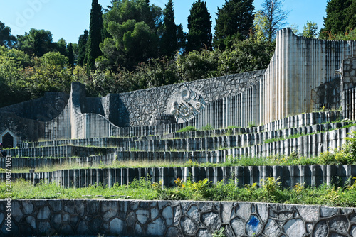 фотографія Partisan Memorial Cemetery – Yugoslav Modernist Memorial Spomenik in Mostar, Bos
