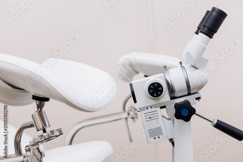 Bild auf Leinwand Colposcope in a contemporary gynecology office ready for patient examination