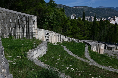 Фотография Partisan Memorial Cemetery – Yugoslav Modernist Memorial Spomenik in Mostar, Bos