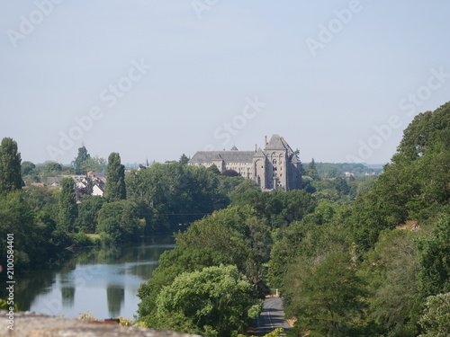 Canvas Print Sarthe-Abbaye de Solesmes-Vue depuis Juigné sur Sarthe