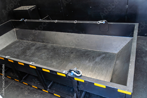Konstfotografi Specialized blast containment chamber installed in a bomb disposal vehicle