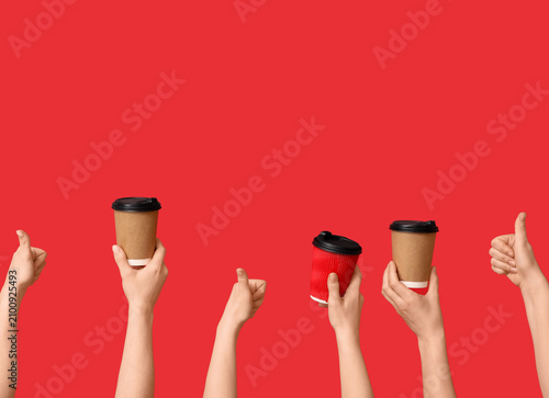 Female hands with takeaway ...