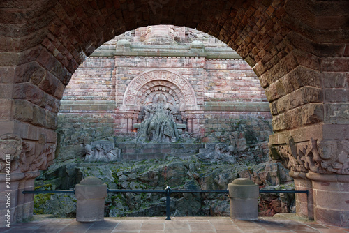 Obraz na płótnie Thüringen - Kyffhäuser - Kaiser-Wilhelm-Nationaldenkmal - Barbarossa
