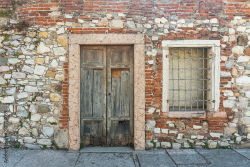 Cuadro en lienzo Vecchia porta