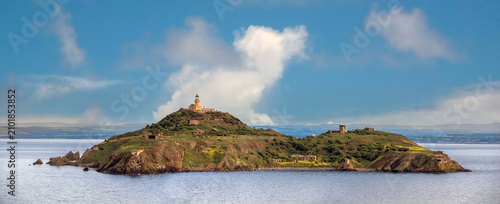 Photos Scenic view of Cramond Island in the Firth of Forth off the foreshore at Cramond