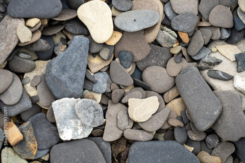 Fotografie Flat, earth tone rocks at Hemsedalen, Svalbard, Norway