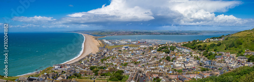 Fotografie Breathtaking view of Portland Harbour amd barrier beach (Chesil Beach), Isle of