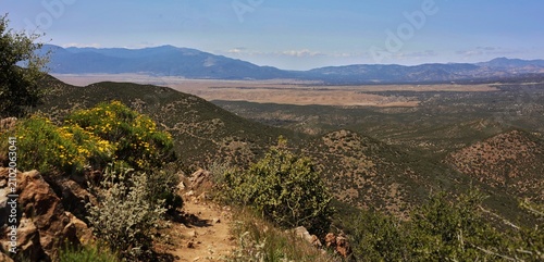 Konstfotografi Vast Overlook of the Valley on the Pacific Crest Trail