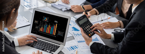 Schilderij op canvas Business data dashboard provide business intelligence analytic for marketing str