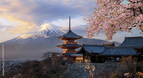 Принти на полотні Serene Twilight View of Kiyomizu-dera Temple, Kyoto, and Snow-Capped Mount Fuji with Cherry Blossoms, Japan