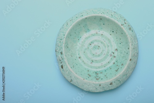 blue ceramic bowl