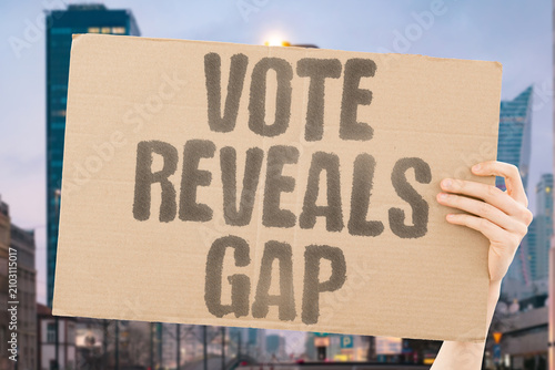 фотографія "Vote Reveals Gap" Ballot shows a clear split