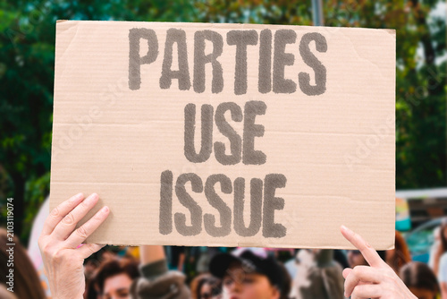 Obraz na płótnie "Parties Use Issue" Both leverage the same topic