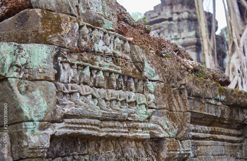 Obraz na płótnie Ta Prohm was Jayavarman VII's first major temple, and an ancestral temple dedica
