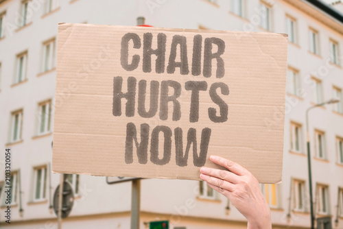 Fotografía "Chair Hurts Now" Seat grew uncomfortable quickly