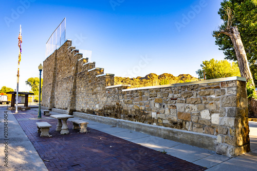 Bild auf Leinwand Historic Pelota Fronton court in Jordan Valley Oregon