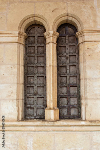 Old-charm Ancient Windows restored