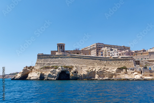 Bild auf Leinwand Monumental neoclassical Siege Bell War Memorial on the historic stone bastions o
