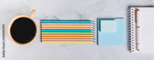 Canvas Print Colorful desk with stationery in trinket design style top view web banner