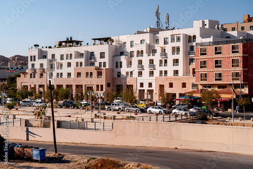 Cuadro en lienzo The center tourist town Wadi Musa, street full of shops, Petra, Jordan