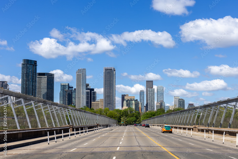 Obraz premium Toronto financial district skyline panorama with luxury condos and financial offices