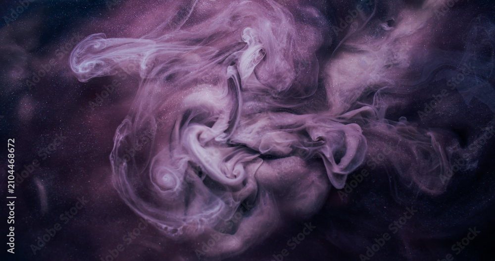 Obraz premium Magic ink splash. Smoke texture. Purple cosmic flow wave swirling paint mist. Mystic stream defocused puff explosion abstract background.